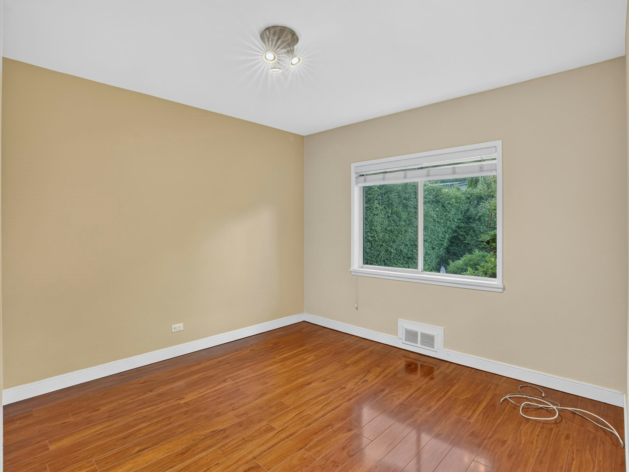 799 Donegal Place, North Vancouver, BC, V7N 2X8 - 27
