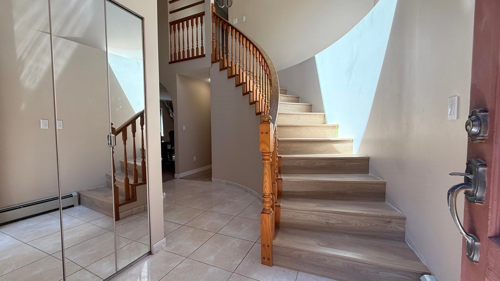 Upper-879 W 62 Avenue, Vancouver, BC, V6P 2E3 - 4