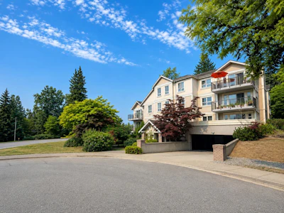 203-6969 21st Avenue - 3