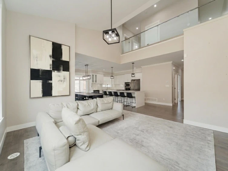82-17033 Fraser Highway, Surrey, BC, V4N 6V2 - 2