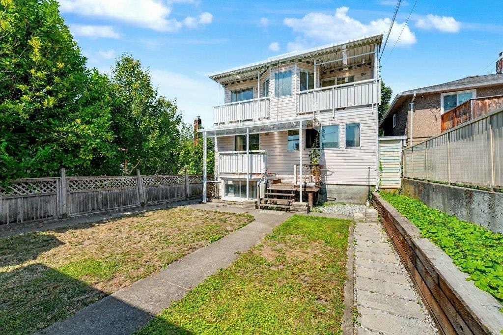 3630 Cambridge Street, Vancouver, BC, V5K 1M6 - 29