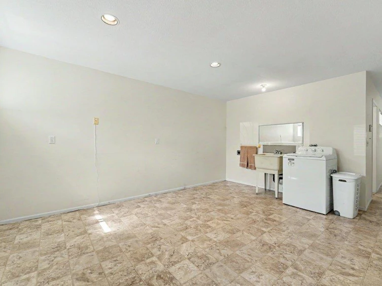 3630 Cambridge Street, Vancouver, BC, V5K 1M6 - 26