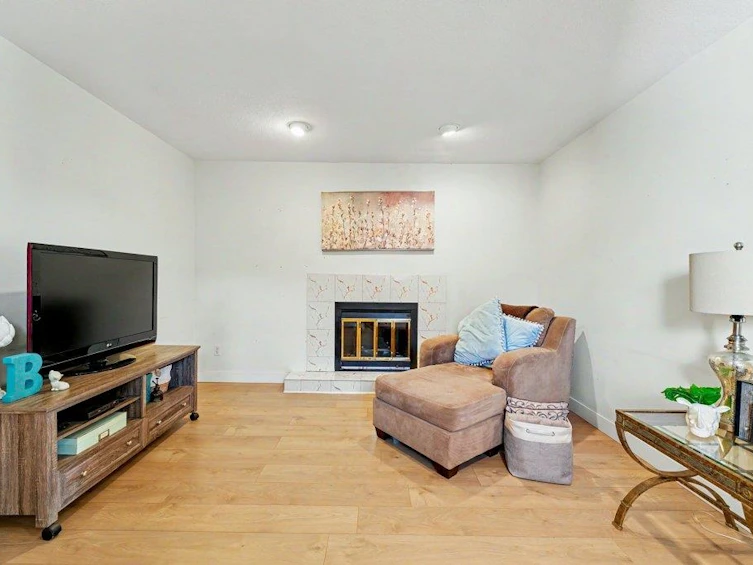 3630 Cambridge Street, Vancouver, BC, V5K 1M6 - 3
