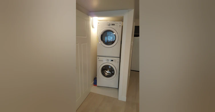 Basement Suite-3493 Bishop Place, Coquitlam, BC, V3E 0K2 - 10