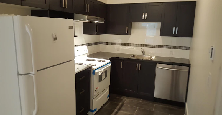 Basement Suite-3493 Bishop Place, Coquitlam, BC, V3E 0K2
