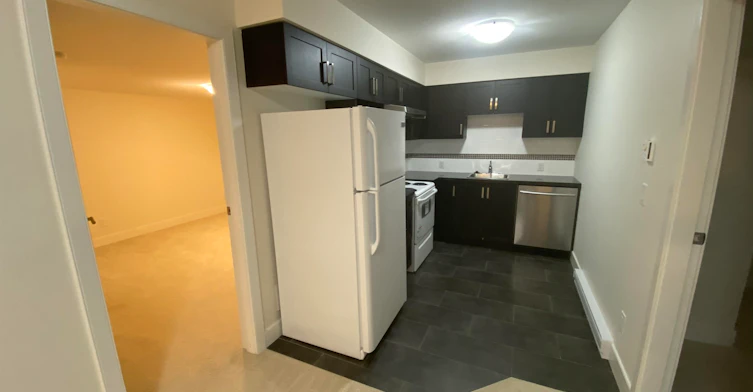 Basement Suite-3493 Bishop Place, Coquitlam, BC, V3E 0K2 - 2