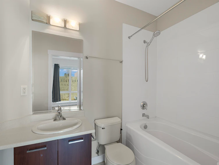 404-13339 102a Avenue, Surrey, BC, V3T 0C5 - 7