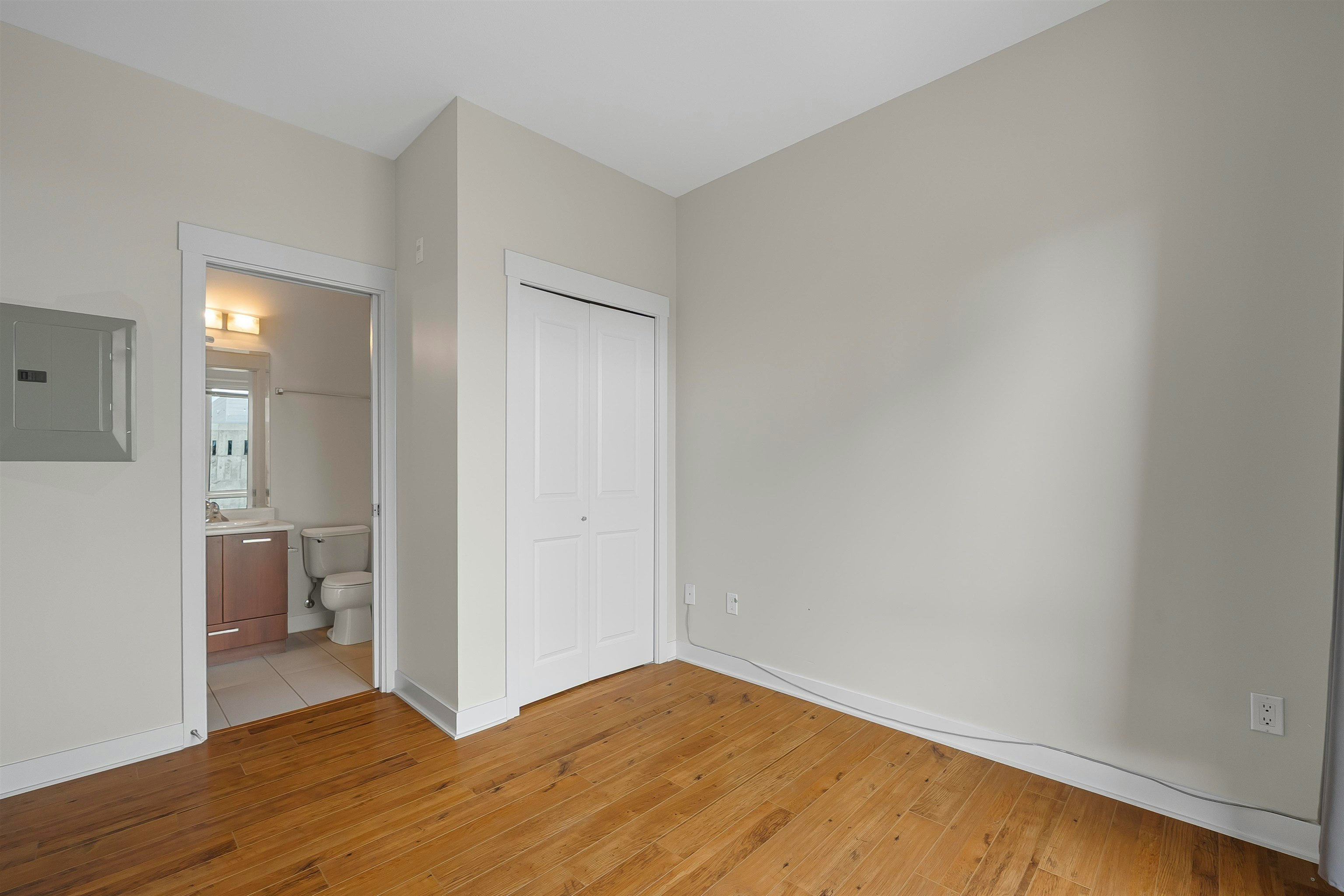 404-13339 102a Avenue, Surrey, BC, V3T 0C5 - 9