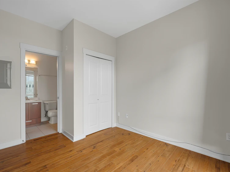 404-13339 102a Avenue, Surrey, BC, V3T 0C5 - 9