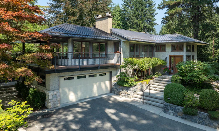 431 Southborough Drive