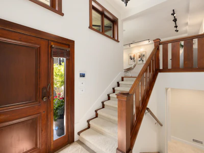 431 Southborough Drive - 4