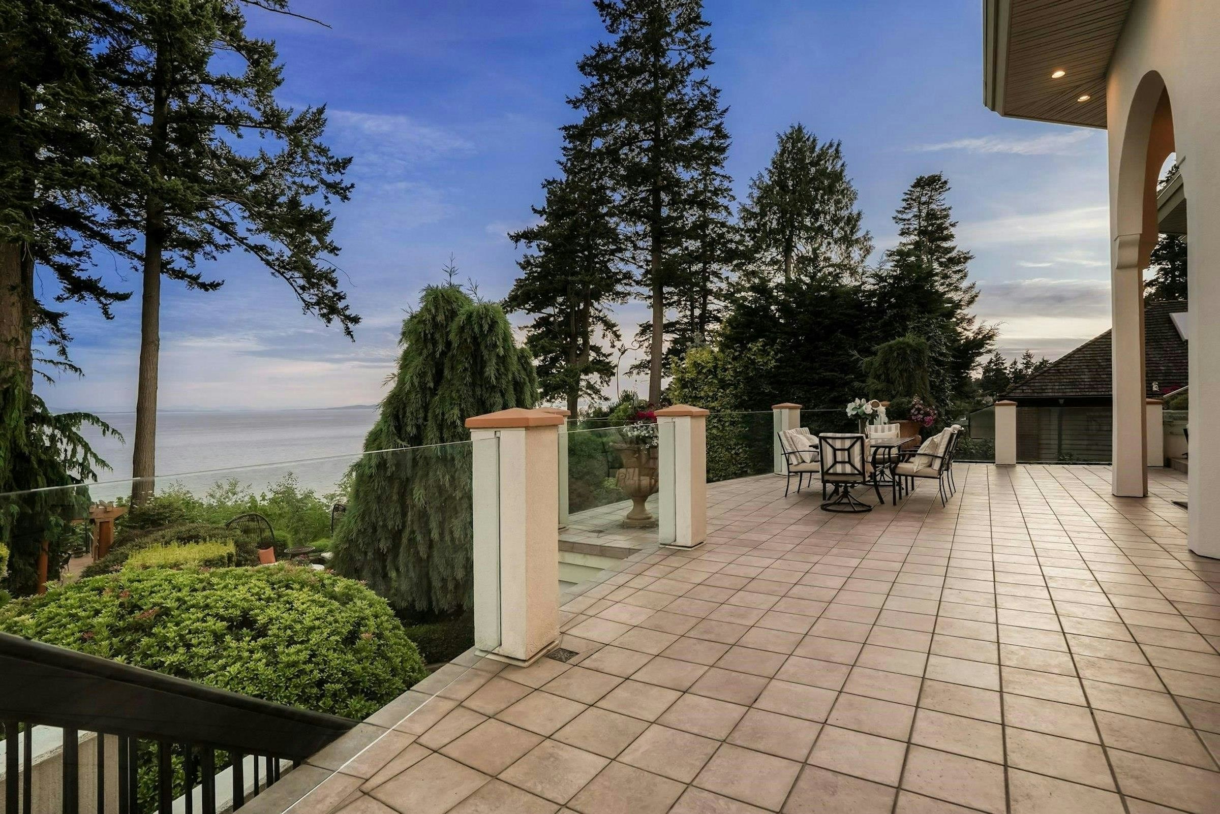 13464 13a Avenue, Surrey, BC, V4A 1C4 - 10