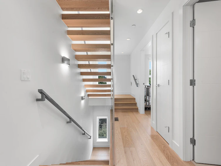 138 W Woodstock Avenue, Vancouver, BC, V5Y 0N1 - 22