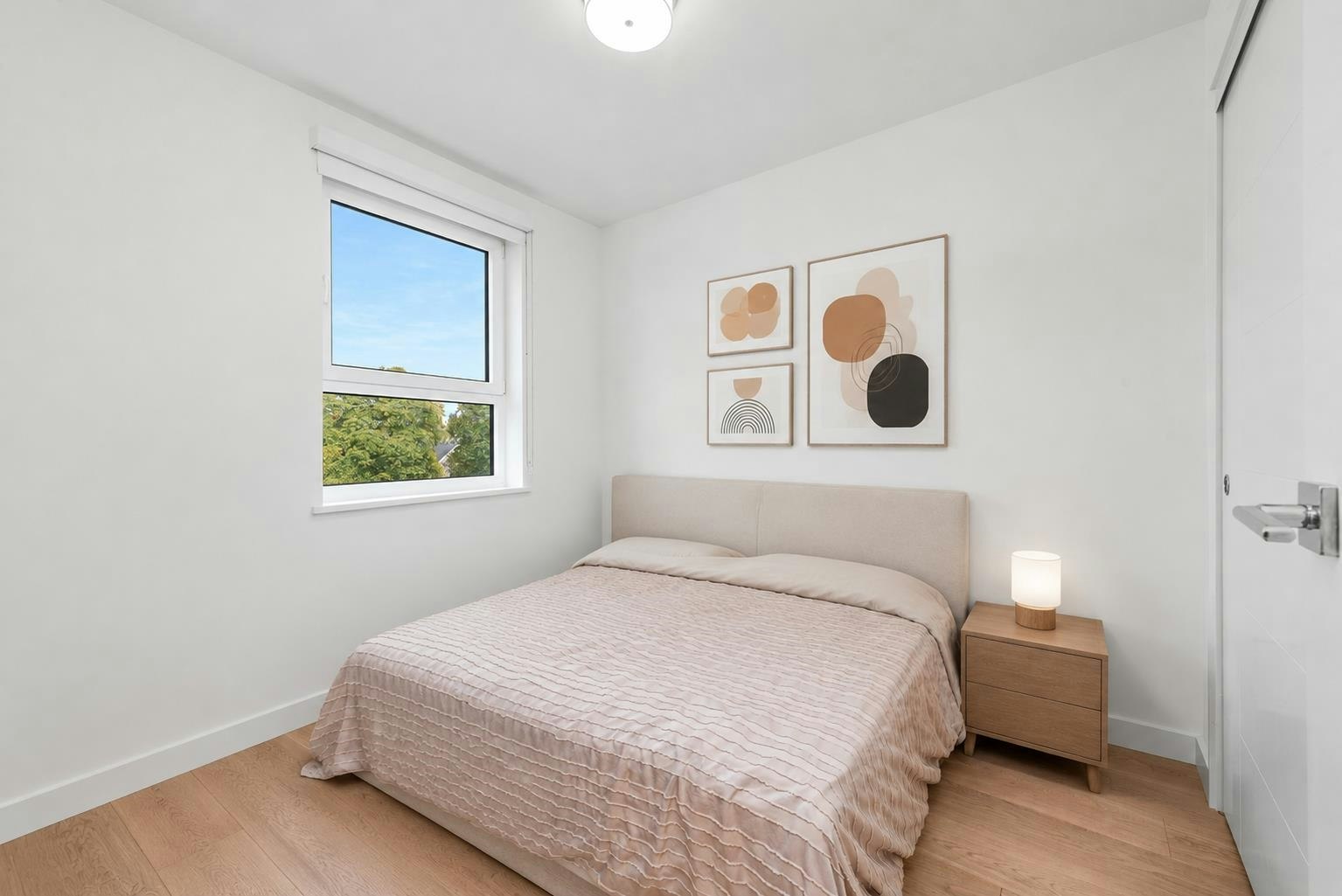 138 W Woodstock Avenue, Vancouver, BC, V5Y 0N1 - 20