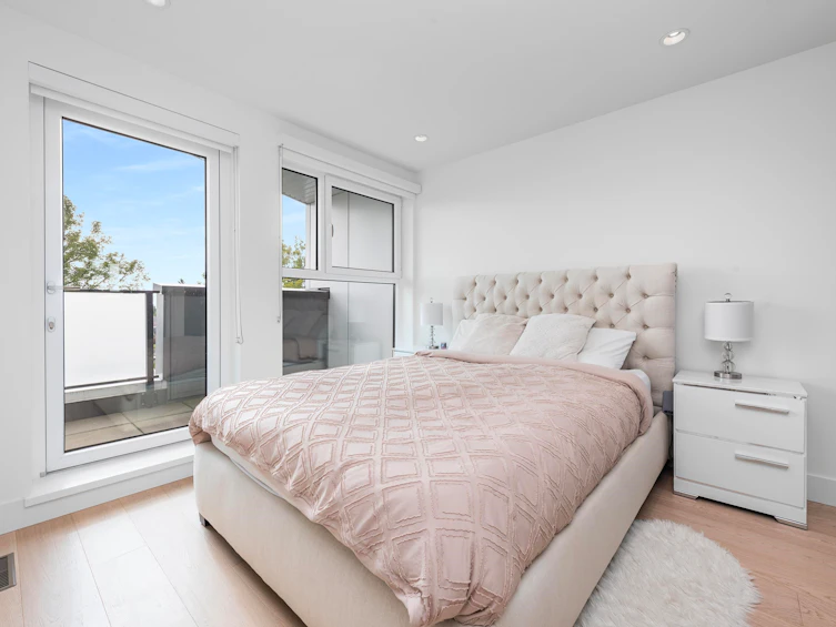 138 W Woodstock Avenue, Vancouver, BC, V5Y 0N1 - 13