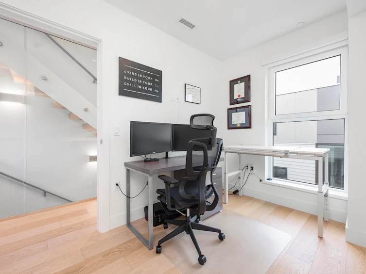 138 W Woodstock Avenue, Vancouver, BC, V5Y 0N1 - 23