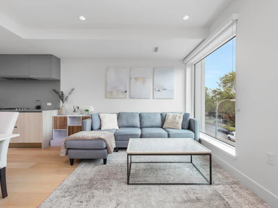 138 W Woodstock Avenue - 3