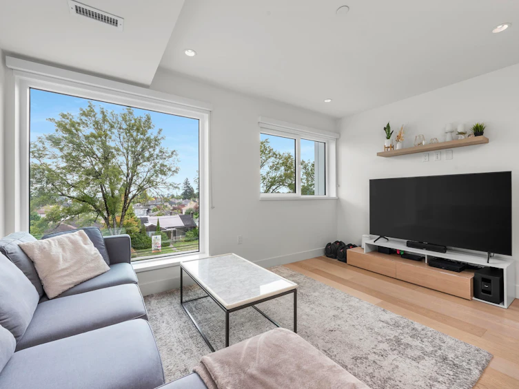 138 W Woodstock Avenue, Vancouver, BC, V5Y 0N1 - 11