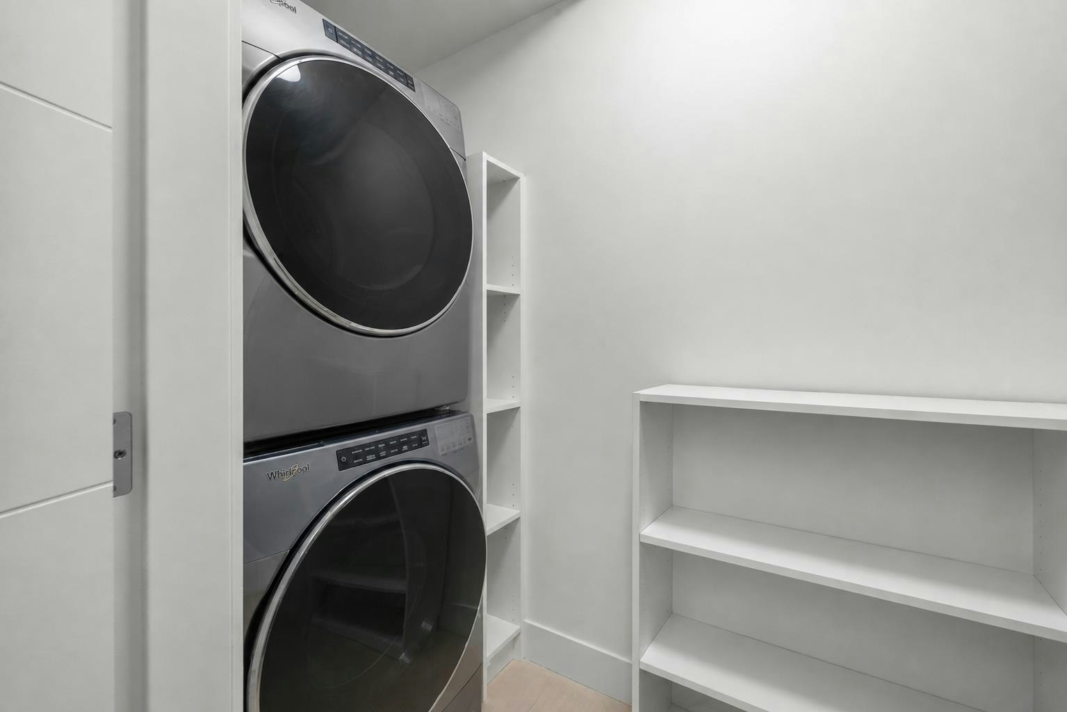 138 W Woodstock Avenue, Vancouver, BC, V5Y 0N1 - 26