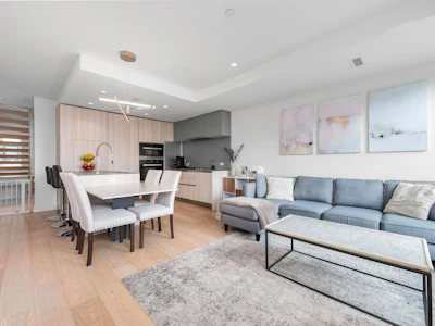 138 W Woodstock Avenue - 2