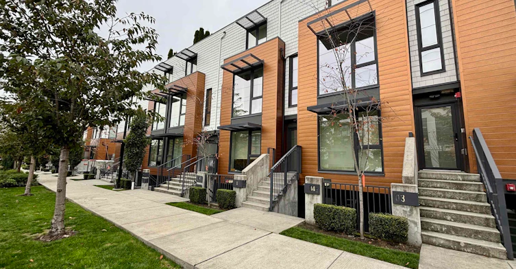 3-720 3rd East Street, North Vancouver, BC, V7L 0G7