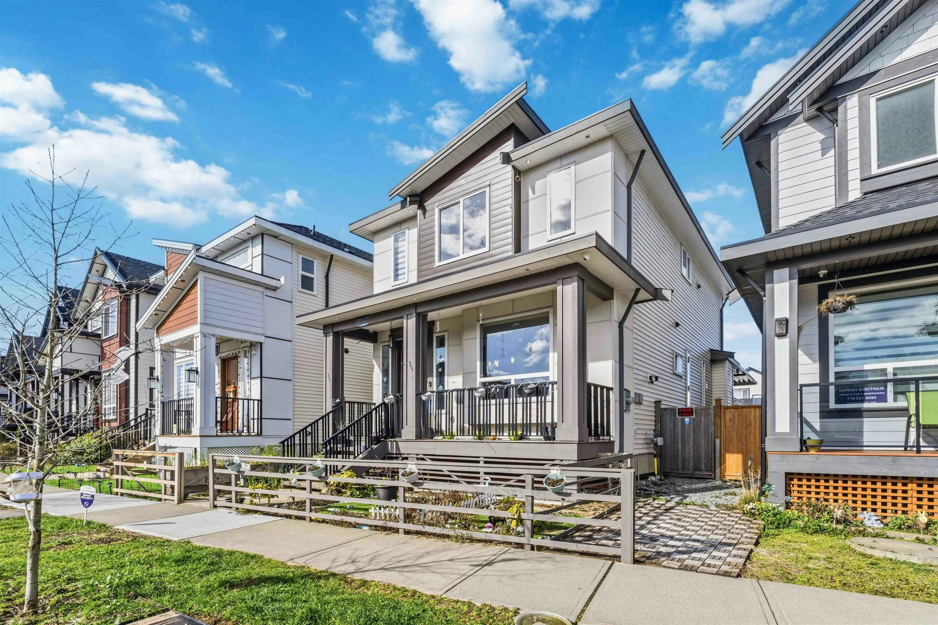 19247 71 Avenue, Surrey, BC, V4N 6V1