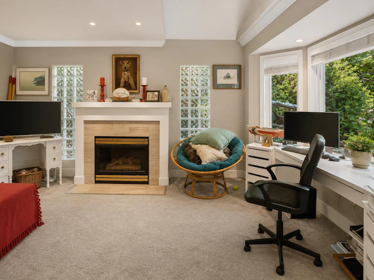 1128 Esplanade Avenue, West Vancouver, BC, V7T 1G3 - 10