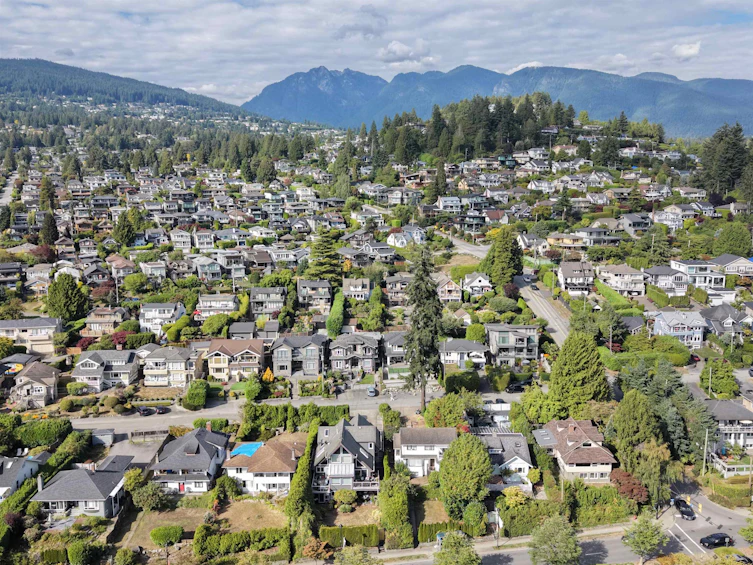 1128 Esplanade Avenue, West Vancouver, BC, V7T 1G3 - 38