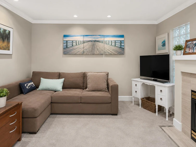 1128 Esplanade Avenue, West Vancouver, BC, V7T 1G3 - 9