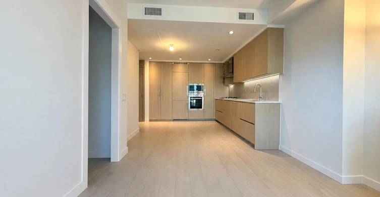 1801-4730 Lougheed Highway, Burnaby, BC, V5C 0M9