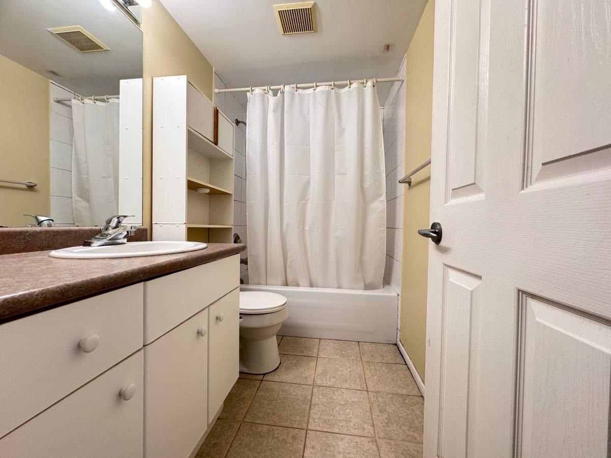 3886 W 29 Avenue, Vancouver, BC, V6S 1T8 - 2