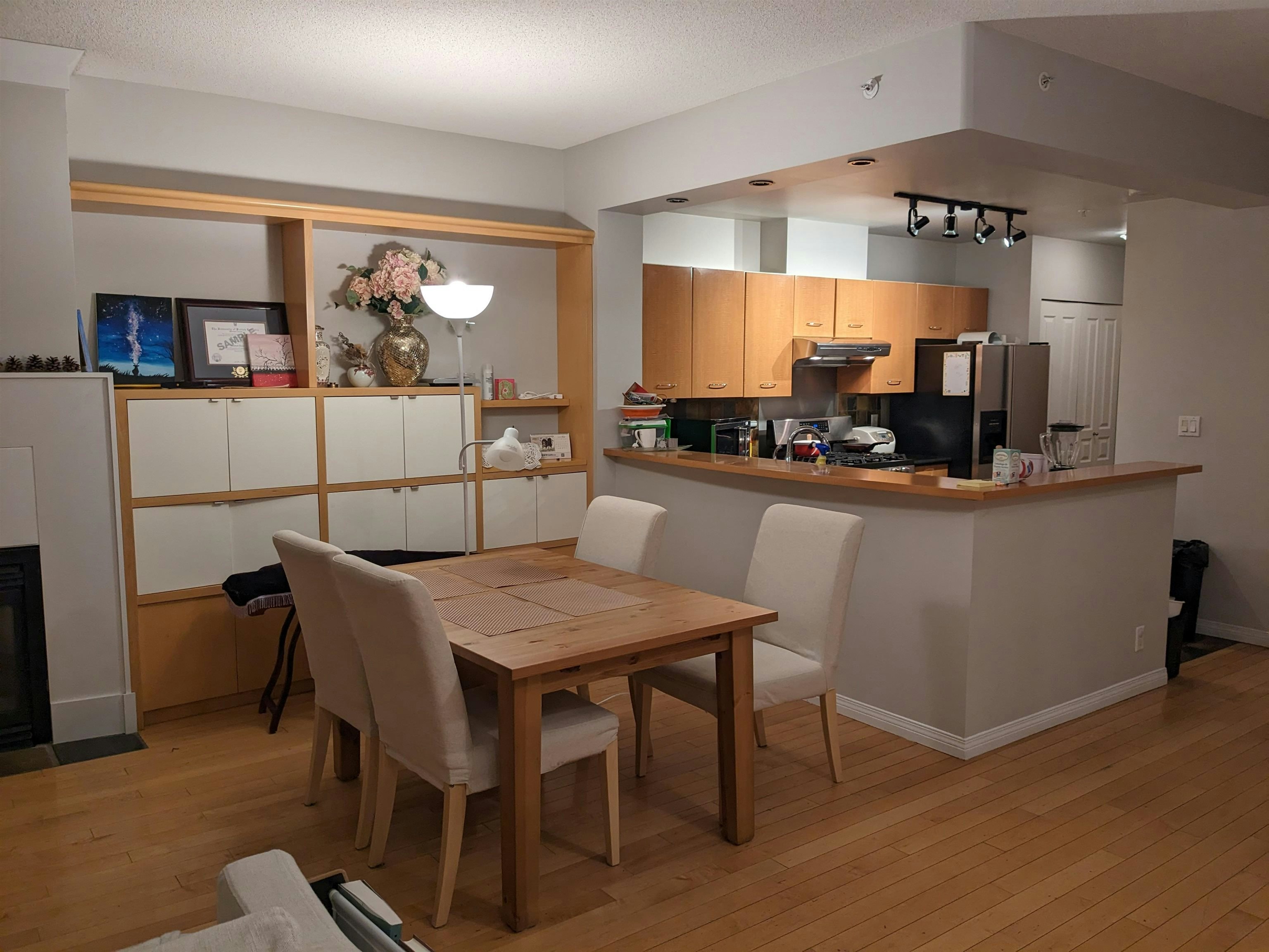 22** W 12th Avenue, Vancouver, BC, V6K 4T5 - 7