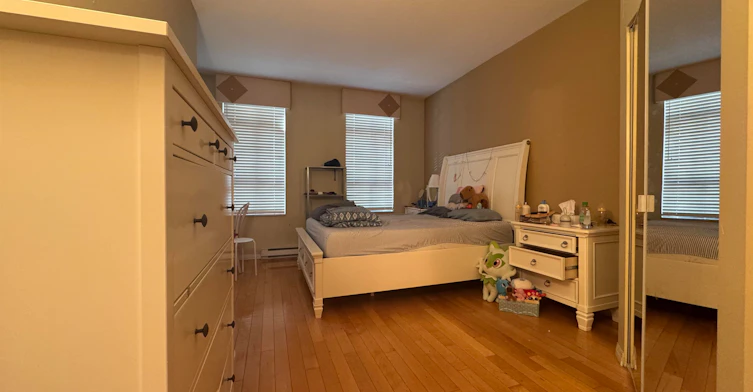 22** W 12th Avenue, Vancouver, BC, V6K 4T5 - 3