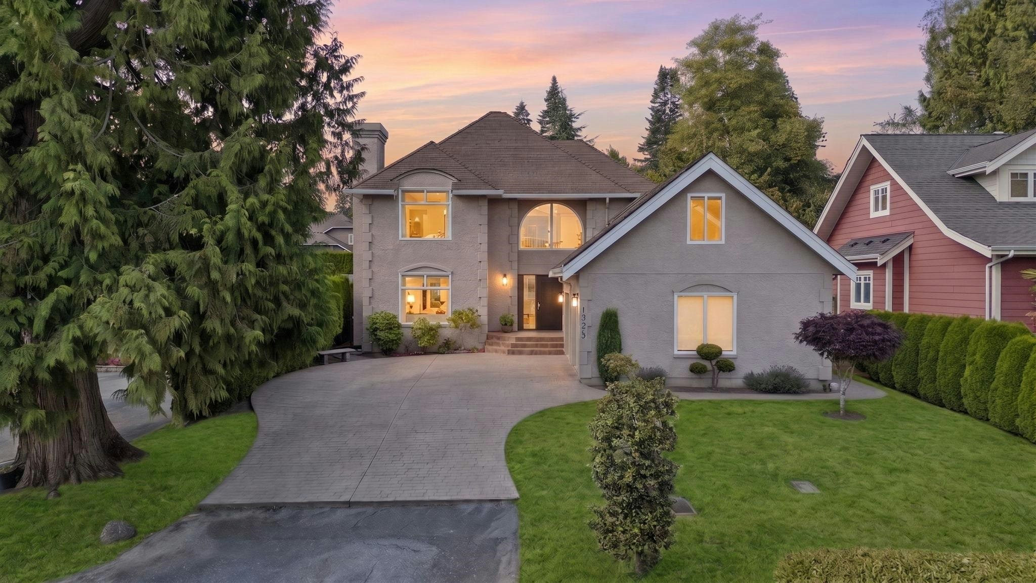 13473 14 Avenue, Surrey, BC, V4A 1G8