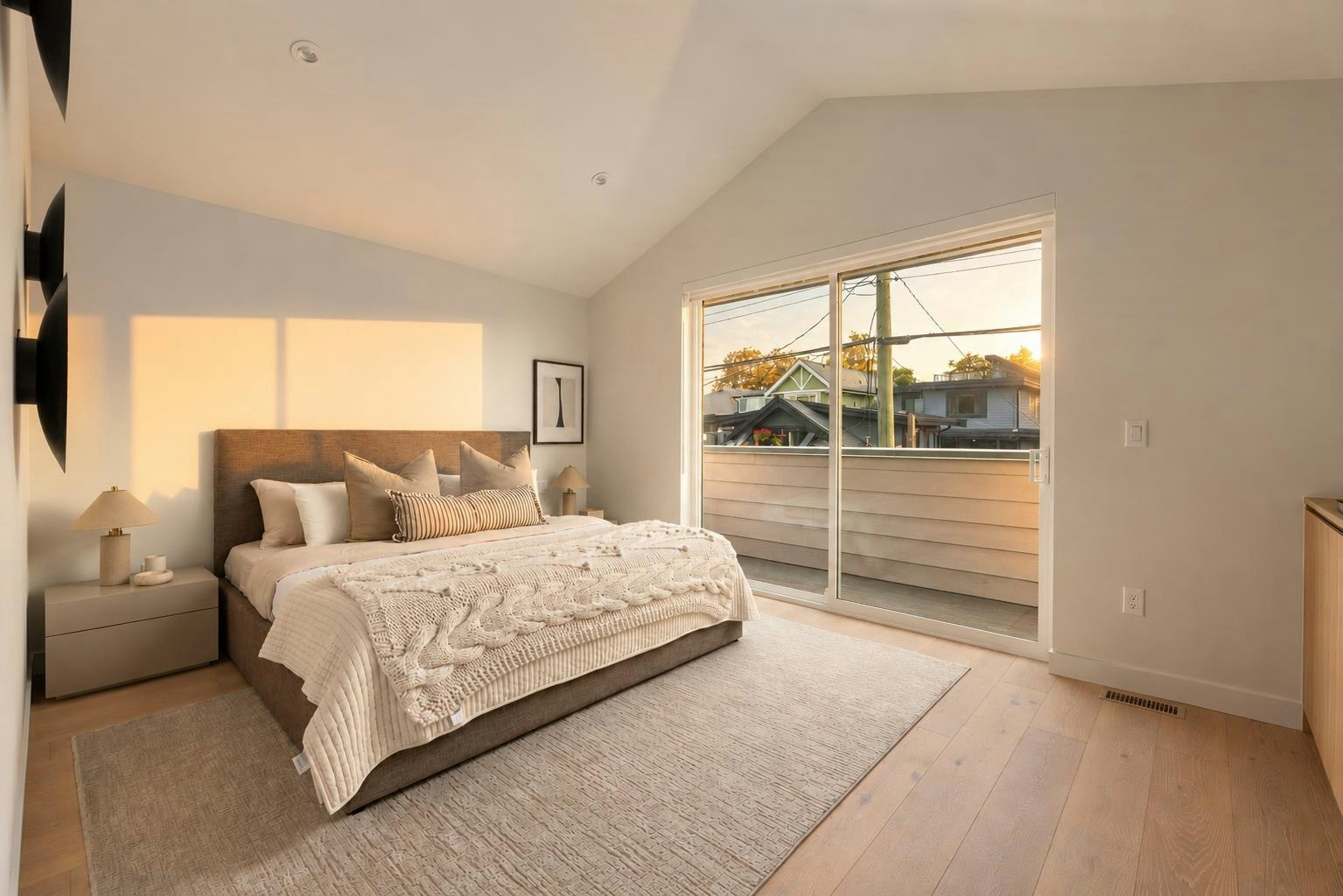 593 E 49th Avenue, Vancouver, BC, V5W 2H1 - 10