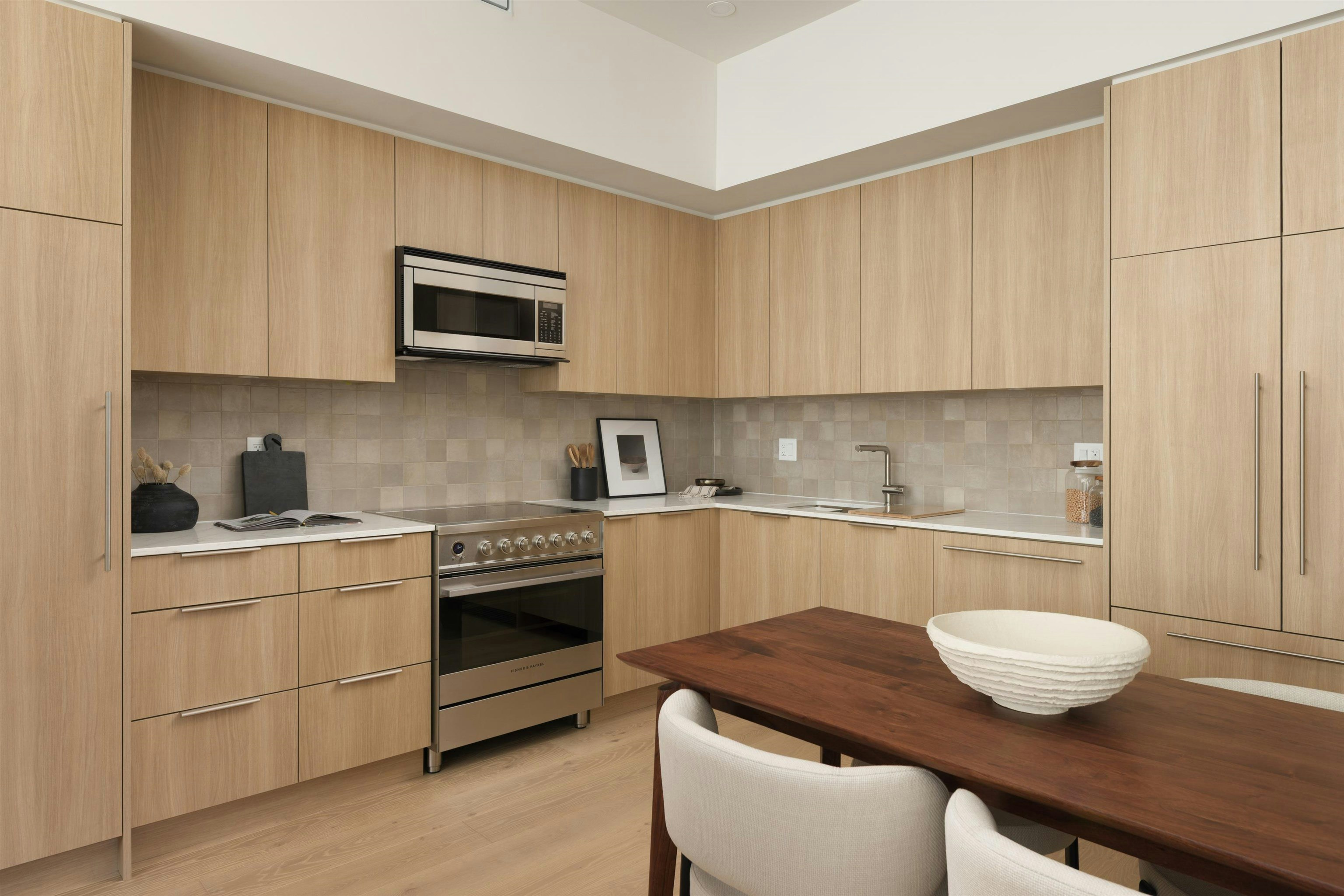 593 E 49th Avenue, Vancouver, BC, V5W 2H1 - 6