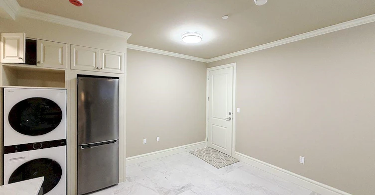 2-38xx W 36th Avenue, Vancouver, BC, V6N 2S5