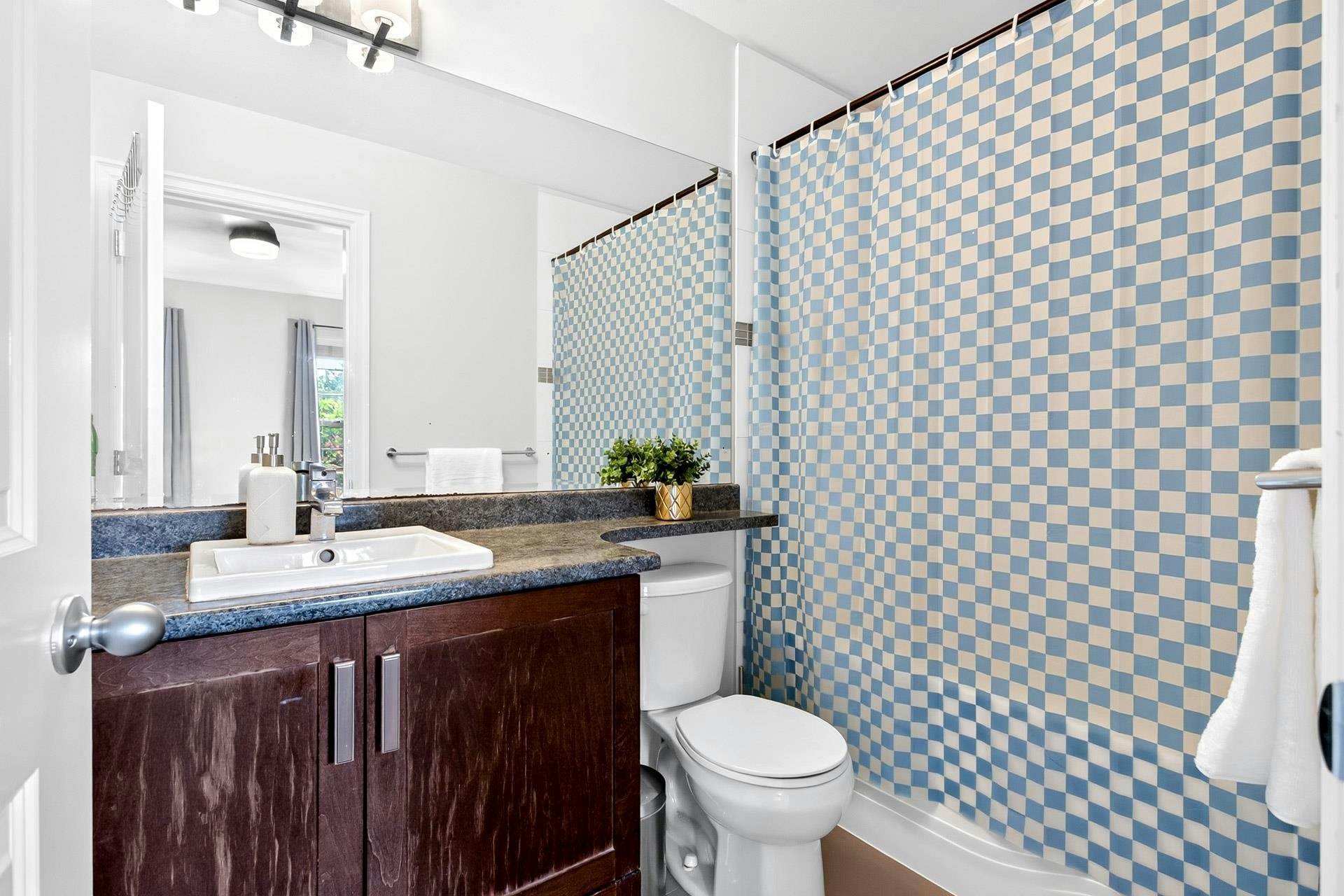 6858 208 Street, Langley, BC, V2Y 0M3 - 17