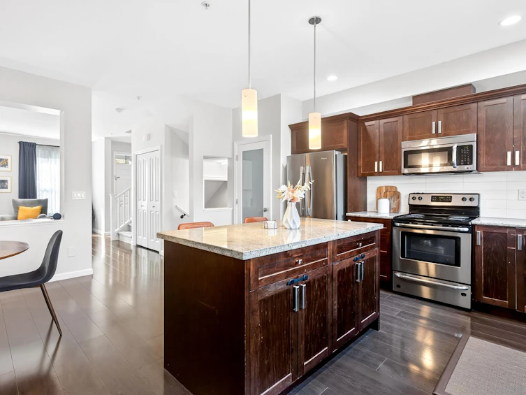 6858 208 Street, Langley, BC, V2Y 0M3 - 12