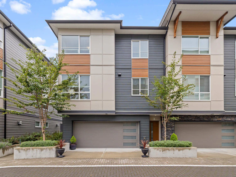 6-19935 75a Avenue, Langley, BC, V2Y 4L5