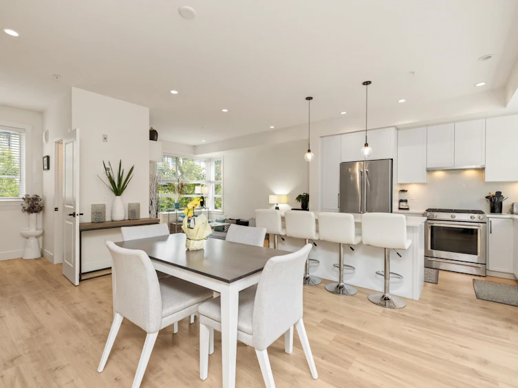 6-19935 75a Avenue, Langley, BC, V2Y 4L5 - 3