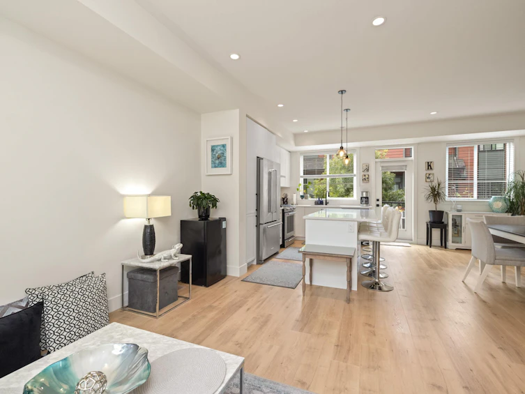 6-19935 75a Avenue, Langley, BC, V2Y 4L5 - 19