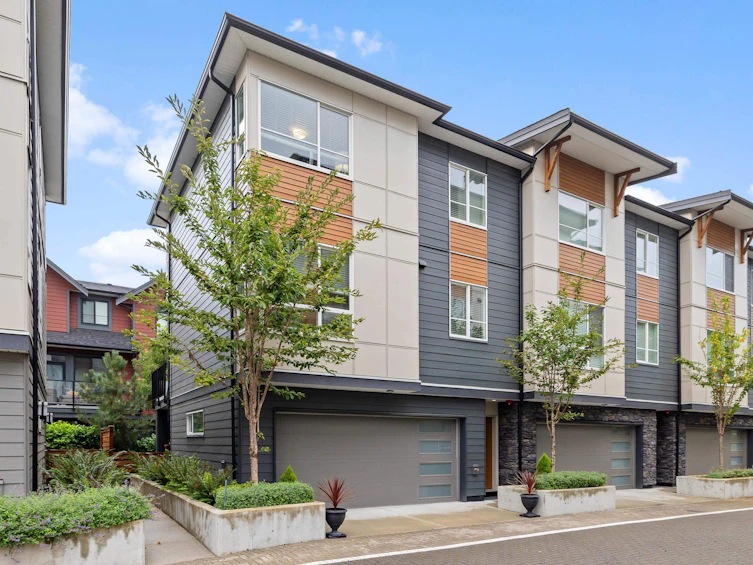 6-19935 75a Avenue, Langley, BC, V2Y 4L5 - 2