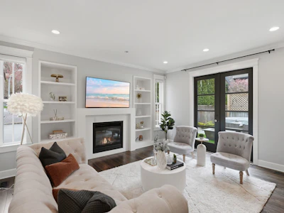 927 163 Street - 3