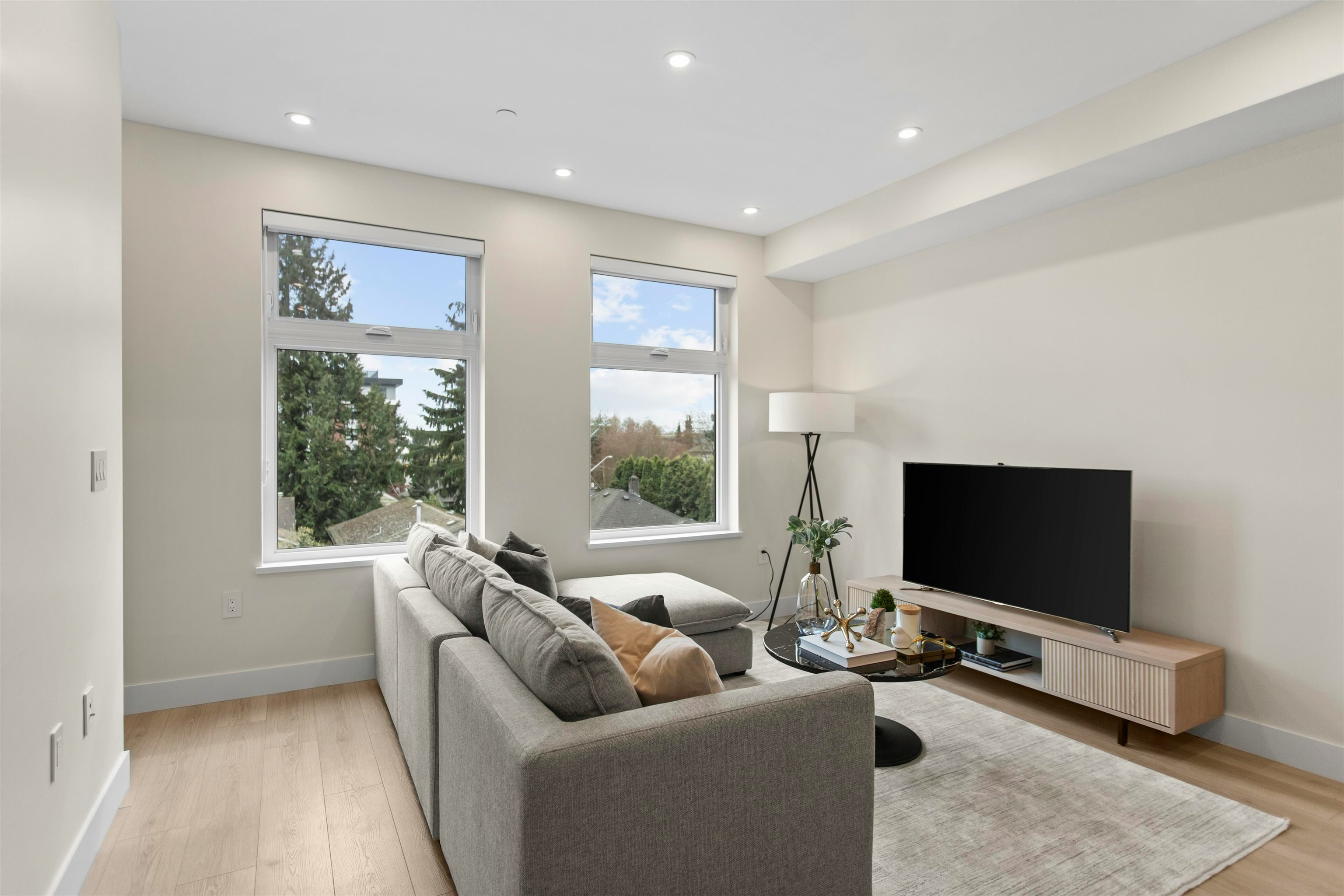 311-342 Mountain Highway, North Vancouver, BC, V7J 2K8 - 12