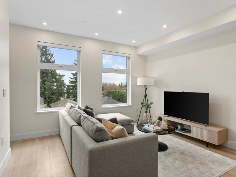 311-342 Mountain Highway, North Vancouver, BC, V7J 2K8 - 12