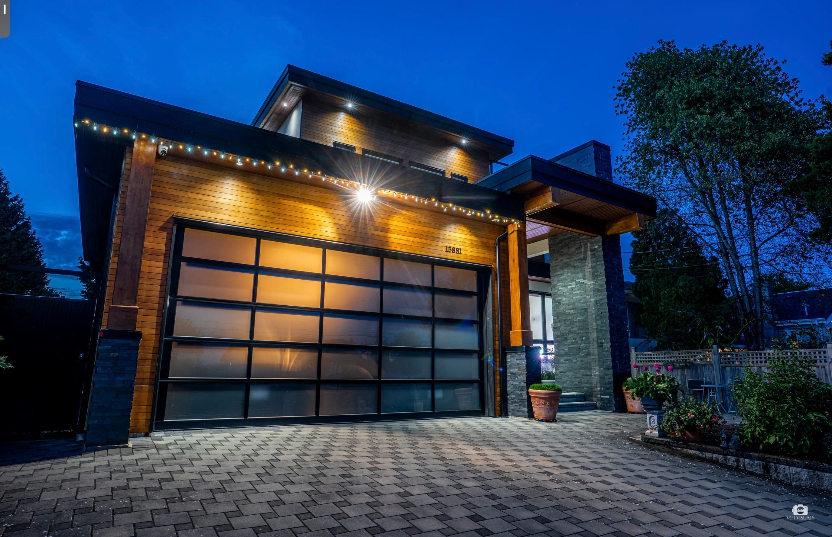 15881 Buena Vista Avenue, Surrey, BC, V4B 2A2