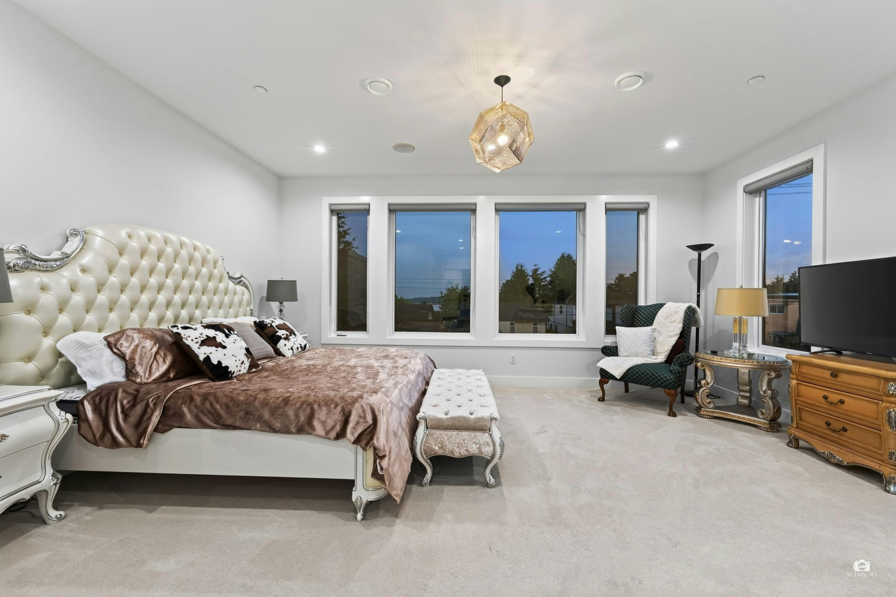 15881 Buena Vista Avenue, Surrey, BC, V4B 2A2 - 13