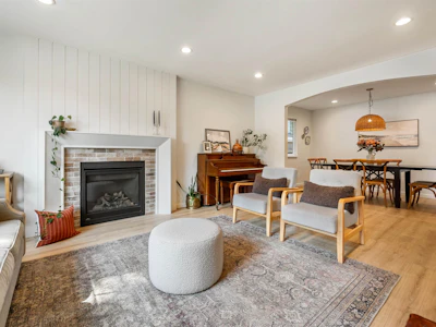 4777 200a Street - 4