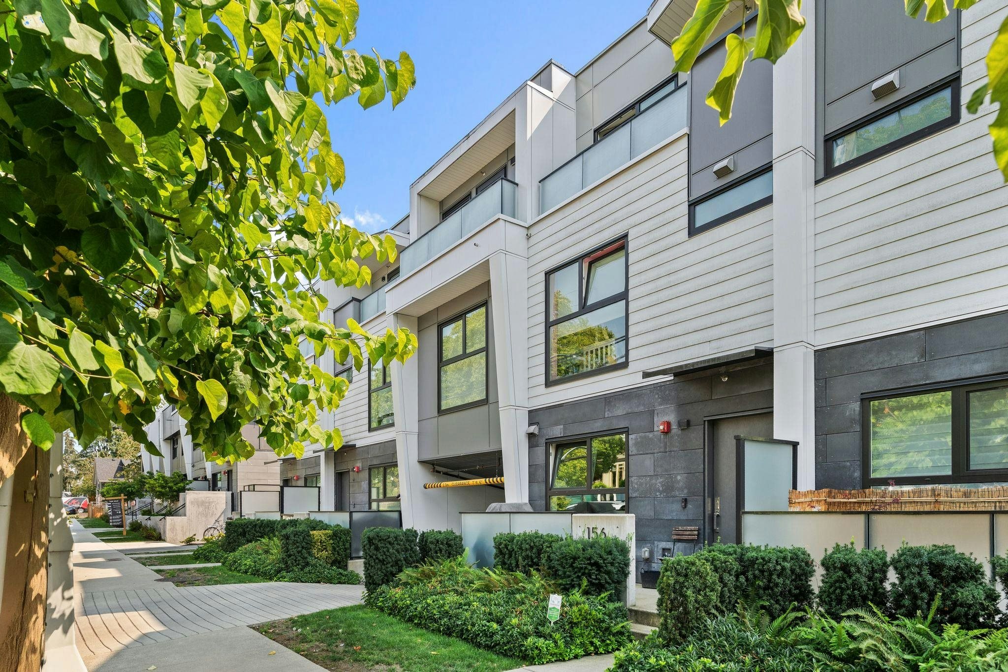 156 W Woodstock Avenue, Vancouver, BC, V5Y 0N1